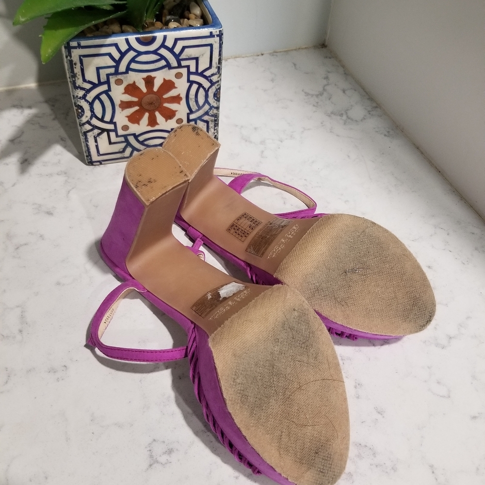 👡 FOREVER XXI MAGENTA PLATFORM SANDALS - Picture 7 of 11